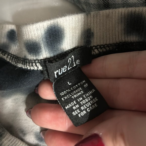 Tie died T-shirt, size us L - Picture 4 of 4